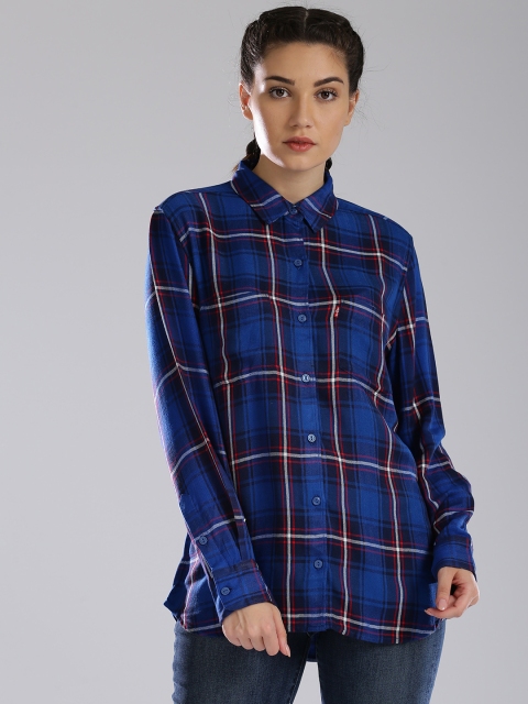 

Levis Women Blue Boyfriend Fit Checked Casual Shirt
