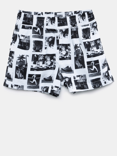 

YK Boys White Printed Shorts