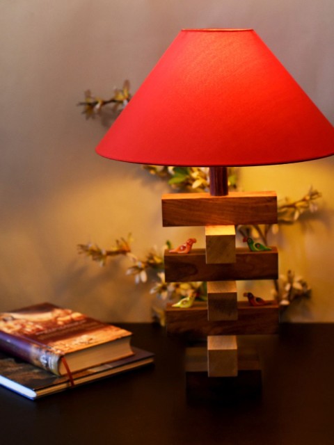 

Unravel India Brown & Red Solid Bedside Table Lamp