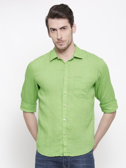 

Pepe Jeans Men Green Linen Regular Fit Solid Casual Shirt