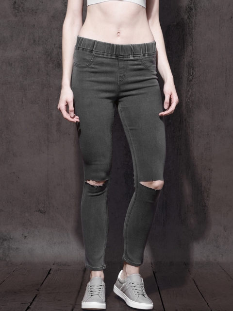 

Roadster Women Grey Stretchable Jeggings