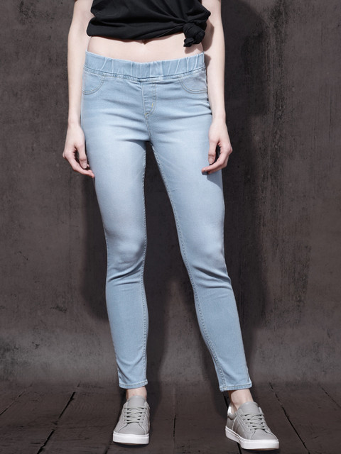 

Roadster Women Blue Stretchable Jeggings