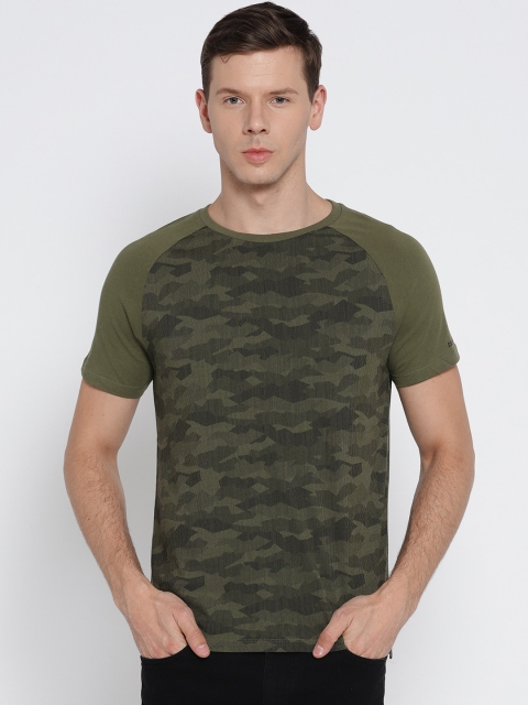 

Jack & Jones Men Olive Green Camouflage Printed Round Neck T-shirt