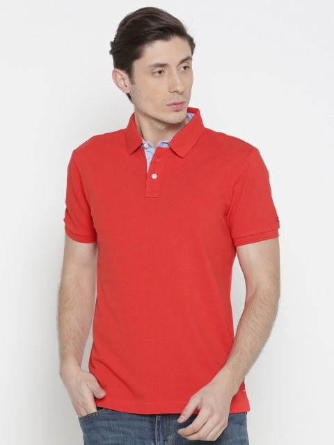 

Arrow Sport Men Red Solid Polo Collar T-shirt