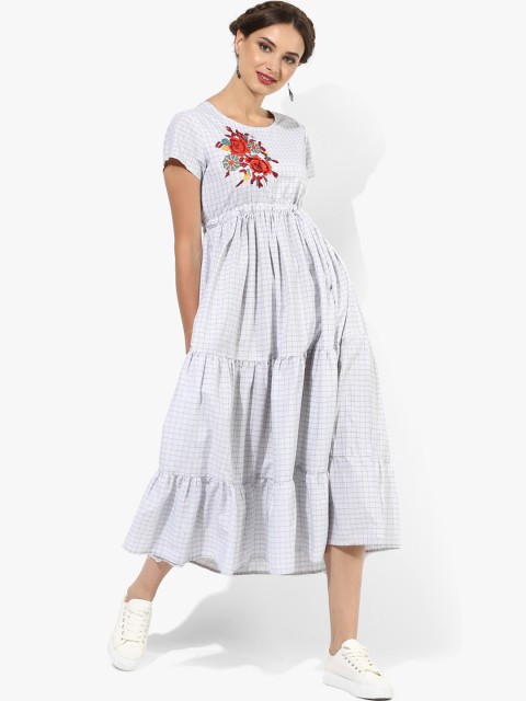 

Sangria Women Grey Checked Fit and Flare Dress
