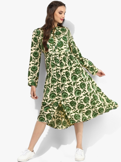 

Sangria Women Green Printed Fit and Flare Dress