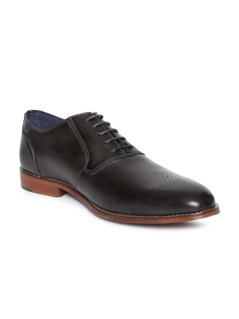 

Arrow Men Charcoal Grey Thomas Leather Formal Oxfords