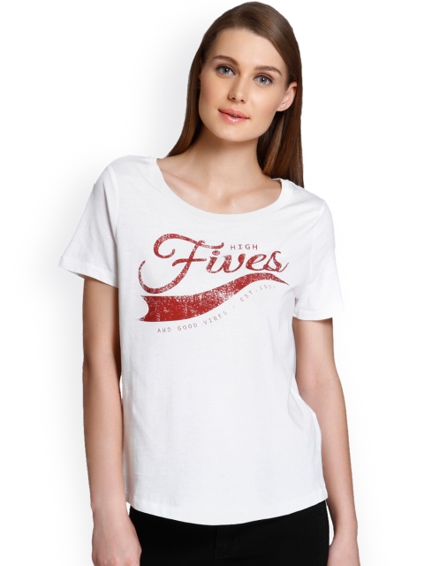 

Only Women White Printed Slim Fit T-shirt
