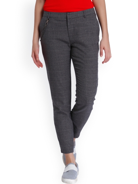 

ONLY Women Grey Straight Fit Checked Regular Trousers