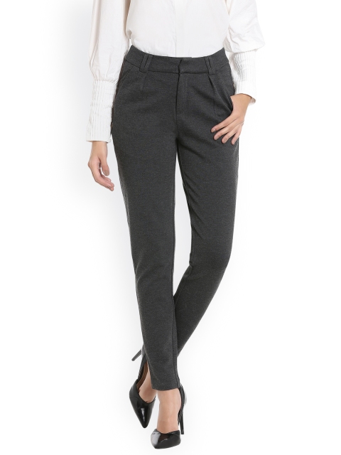 

Vero Moda Women Grey Regular Fit Solid Regular Trousers