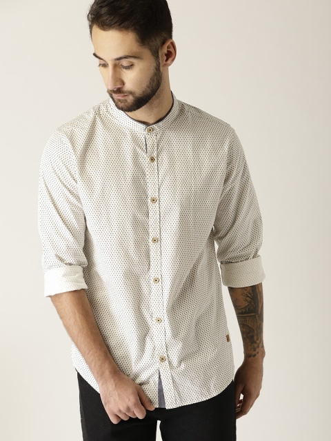 

United Colors of Benetton Men White Slim Fit Printed Casual Shirt