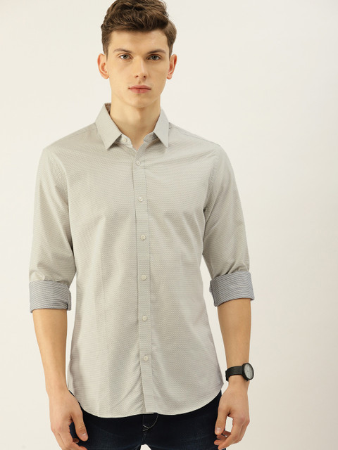 

United Colors of Benetton Men Off-White Slim Fit Printed Casual Shirt