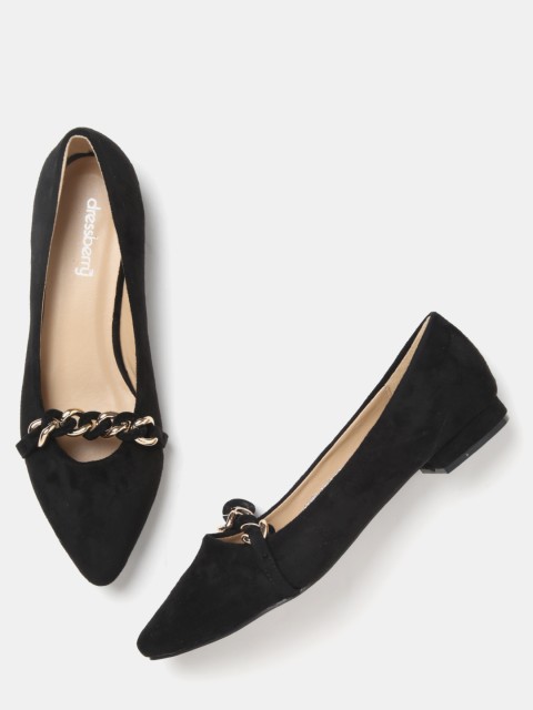 

DressBerry Women Black Ballerinas