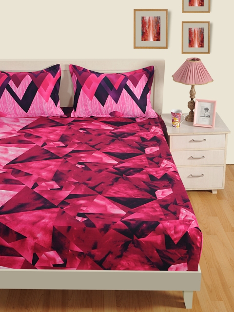 

SWAYAM Pink & Purple Geometric Flat 250 TC Cotton 1 King Bedsheet with 2 Pillow Covers