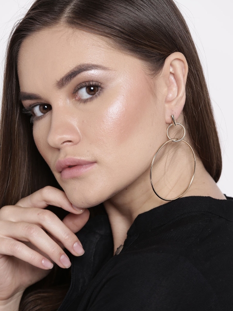 

OOMPH Gold-Toned Circular Drop Earrings