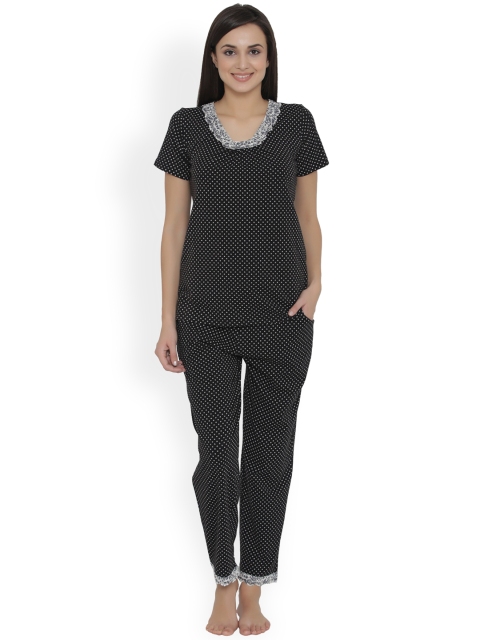 

Clovia Black Printed Lounge Set LS0302P133XL
