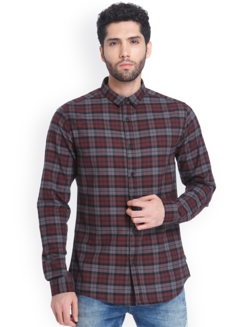 

ONLY & SONS Men Charcoal Grey & Burgundy Slim Fit Checked Casual Shirt