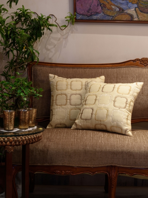 

THE CUSHION PROJECT Cream-Coloured Set of 2 Geometric Square Cushion Covers