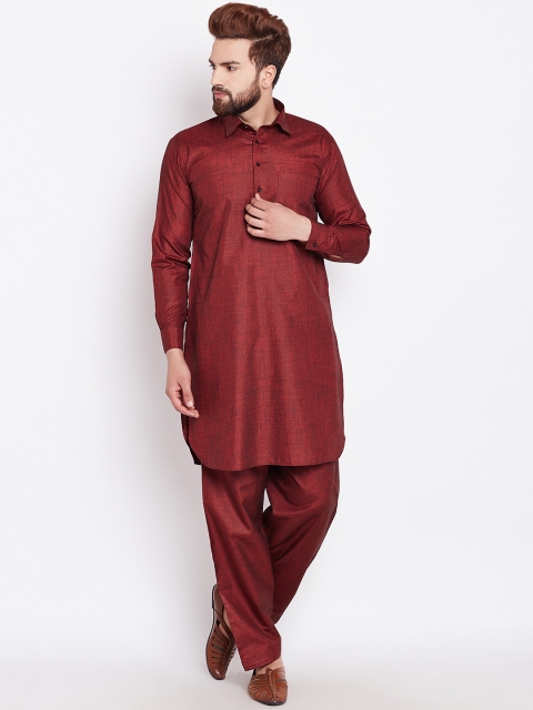 

Sojanya Men Maroon Solid Kurta With Salwar
