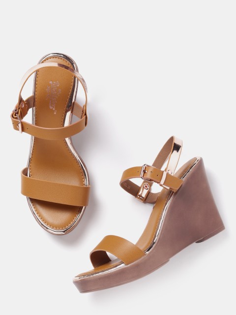 

Roadster Women Brown Solid Sandals