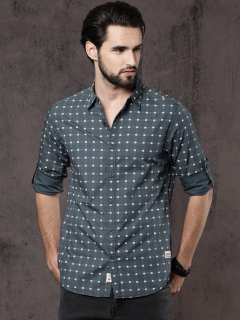 

Roadster Time Travlr Men Blue Regular Fit Printed Casual Shirt