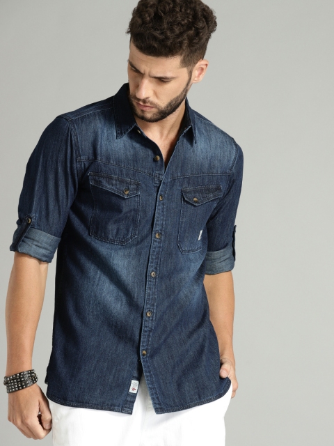 

Roadster Time Travlr Men Blue Regular Fit Faded DenimCasual Shirt