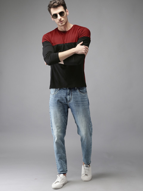 

HERE&NOW Men Black Colourblocked Round Neck T-shirt