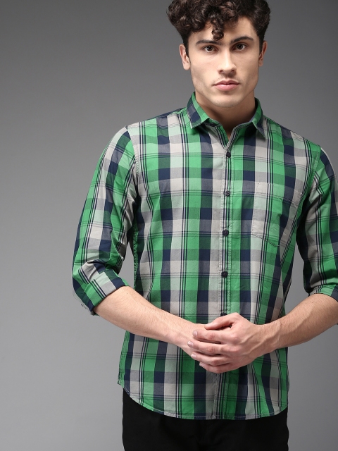 

Moda Rapido Men Green & Navy Regular Fit Checked Casual Shirt