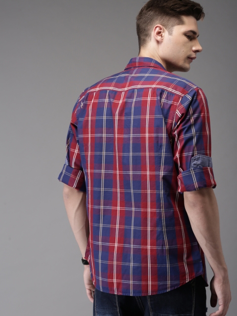 

Moda Rapido Men Red & Blue Regular Fit Checked Casual Shirt