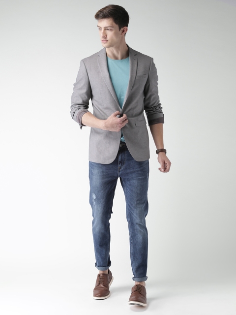 

Mast & Harbour Grey Self-Design Single-Breasted Regular Fit Smart Casual Blazer