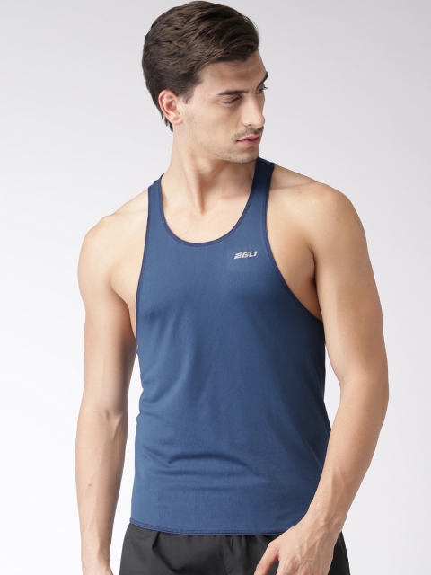 

2GO Men Blue Solid Running T-shirt