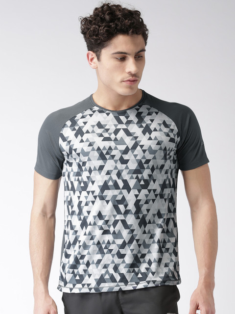 

2GO Men Grey Geometric Print Round neck Running T-shirt
