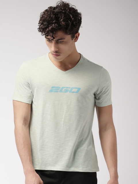 

2GO Men Grey Printed Essential T-shirt