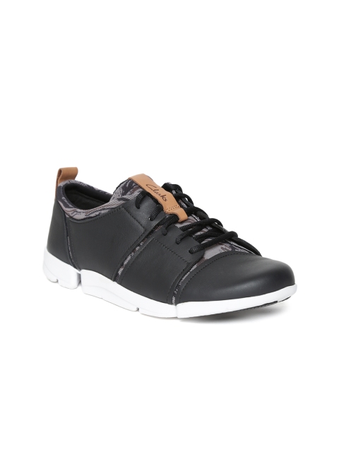 

Clarks Women Black Leather Sneakers