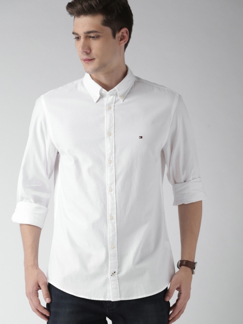 

Tommy Hilfiger Men White Snug Regular Fit Solid Casual Shirt