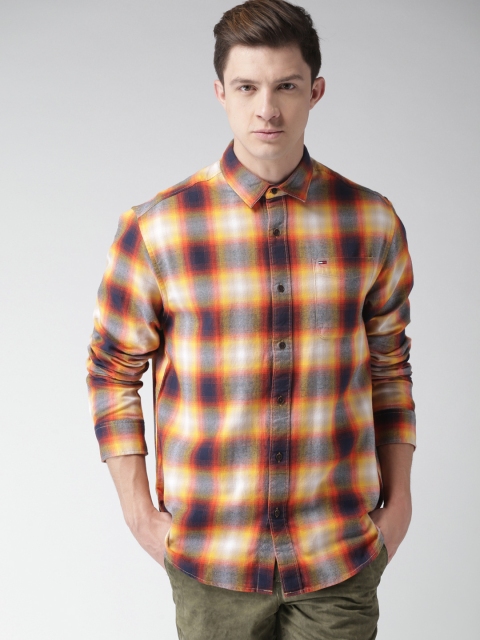 

Tommy Hilfiger Men Yellow & Orange Regular Fit Checked Casual Shirt