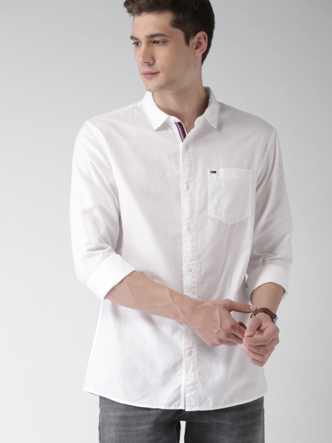 

Tommy Hilfiger Men White Standard Regular Fit Solid Casual Shirt
