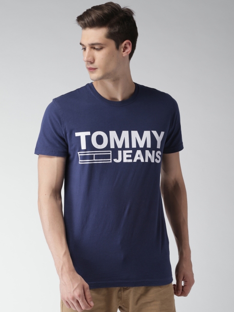 

Tommy Hilfiger Men Navy Blue Printed Round Neck T-shirt