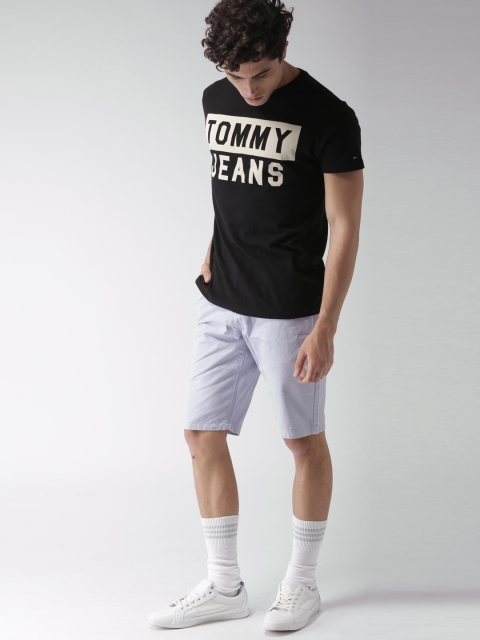 

Tommy Hilfiger Men Black Printed Round Neck T-shirt