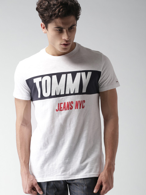 

Tommy Hilfiger Men White Solid Round Neck T-shirt