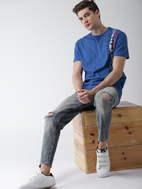 

Tommy Hilfiger Men Blue Solid Round Neck T-shirt