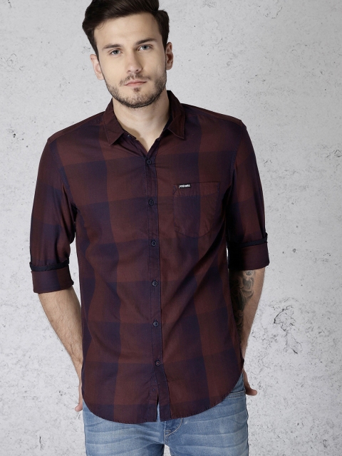 

Ecko Unltd Men Maroon & Navy Slim Fit Checked Casual Shirt