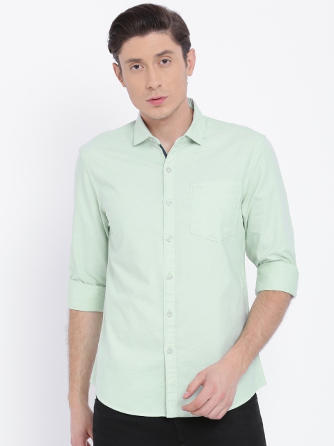 

Lee Men Green Slim Fit Solid Casual Shirt