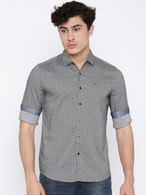

Lee Men Grey Super Slim Fit Printed Casual Shirt