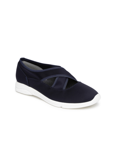 

Catwalk Women Navy Solid Slip-On Sneakers, Navy blue