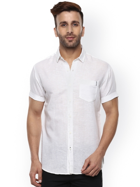 

Mufti Men White Slim Fit Solid Linen Casual Shirt