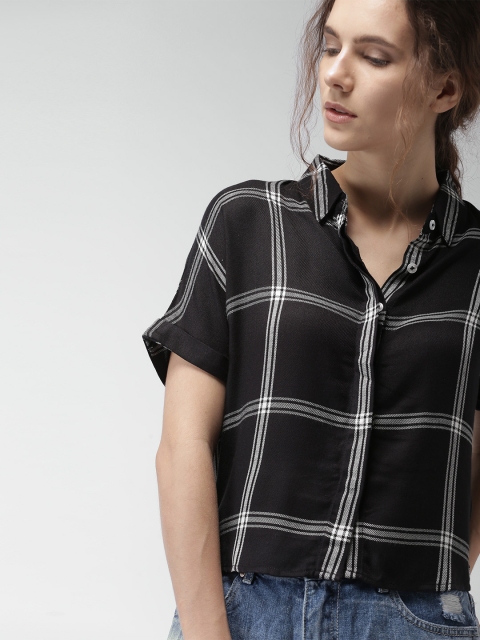 

Harvard Women Black & White Regular Fit Checked Casual Shirt