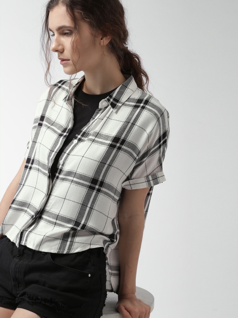 

Harvard Women White & Black Regular Fit Checked Casual Shirt