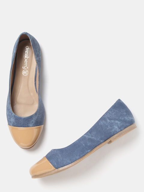 

DressBerry Women Blue Colourblocked Ballerinas