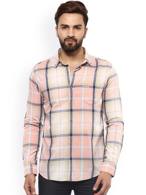 

Mufti Men Pink & Blue Slim Fit Checked Casual Shirt